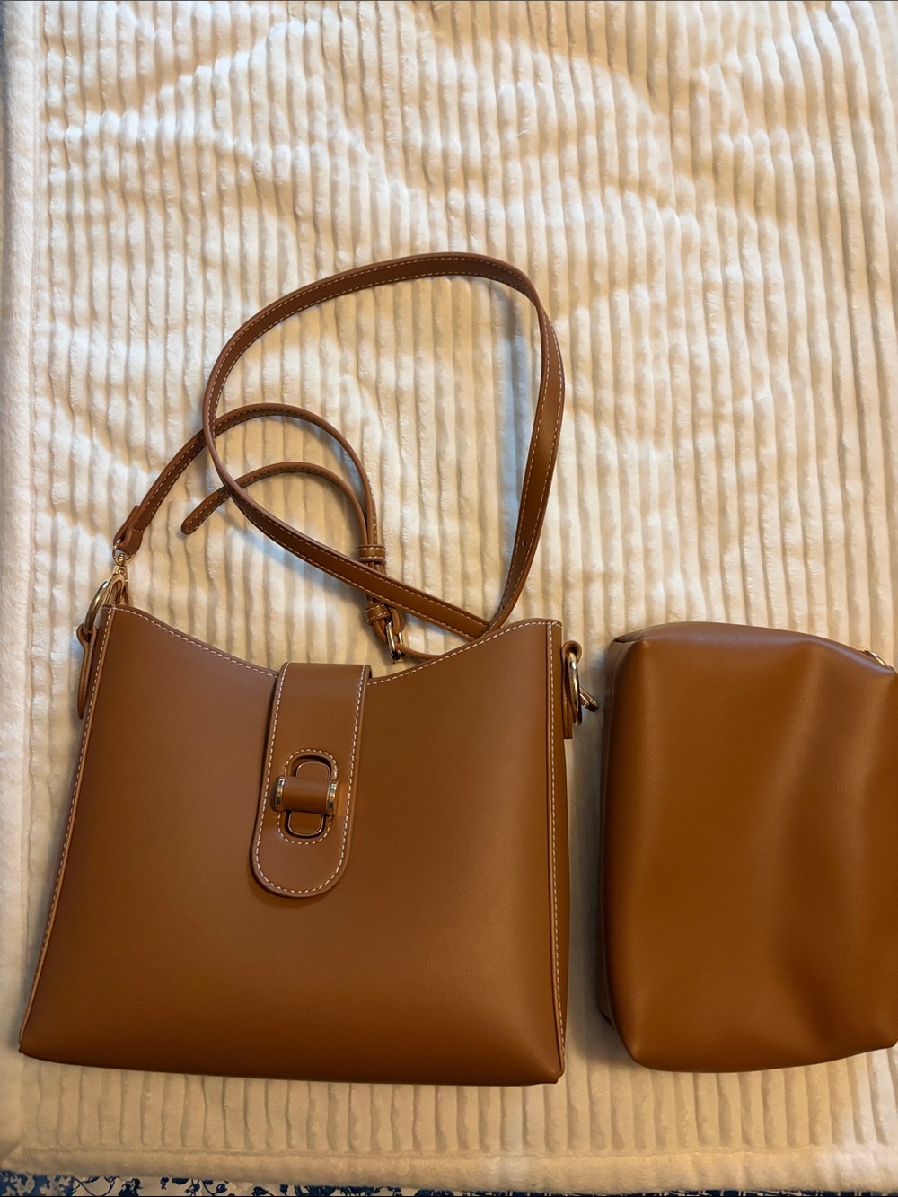 Classic Brown Women's Crossbody Bag with Pouch